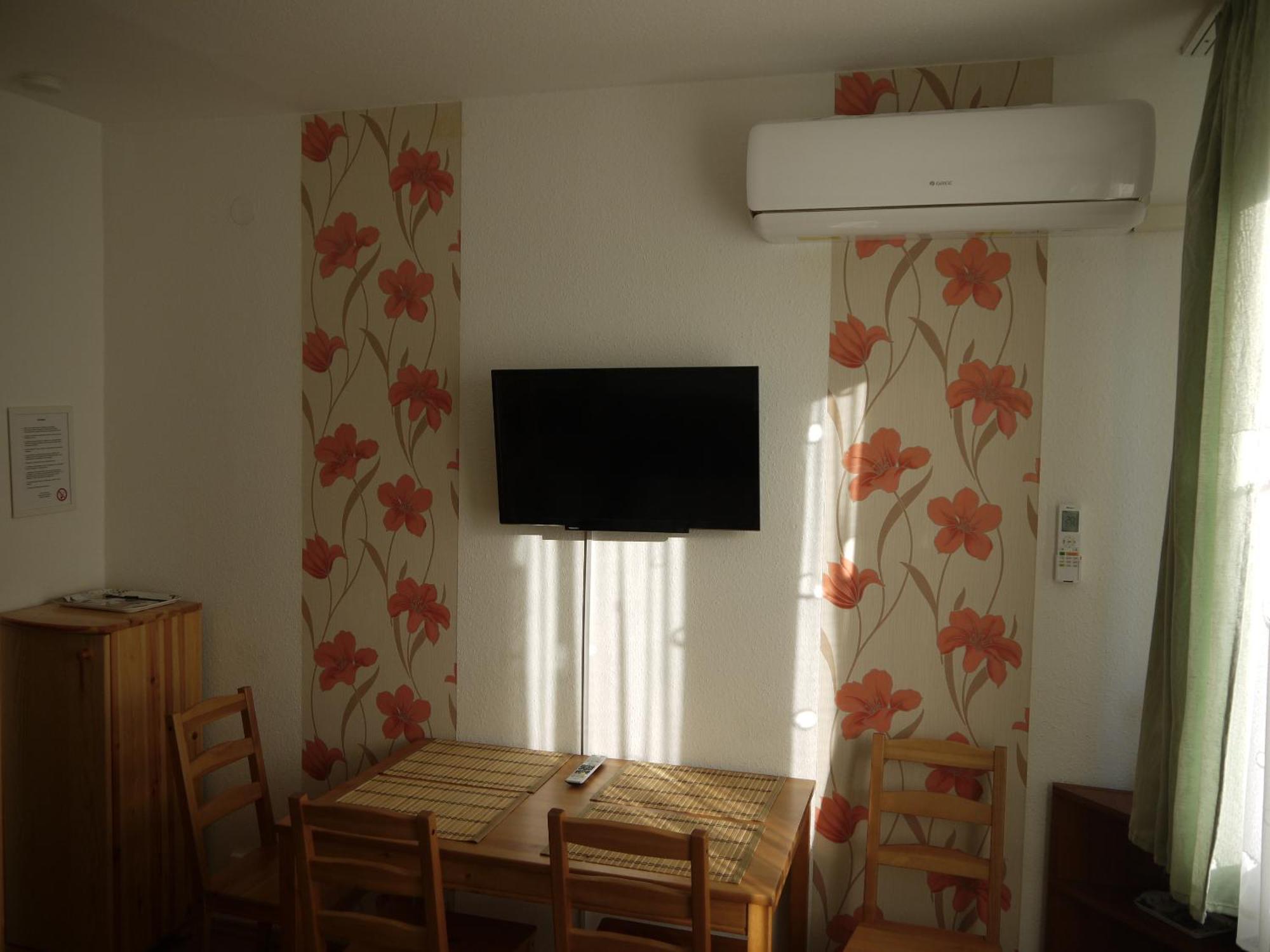 Vizparti Sas Apartman Шиофок Экстерьер фото